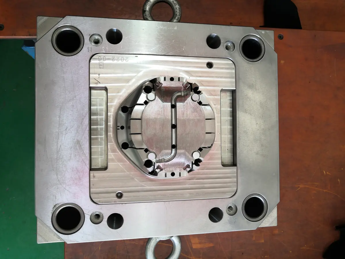 Mold Workshop Manufacturing
